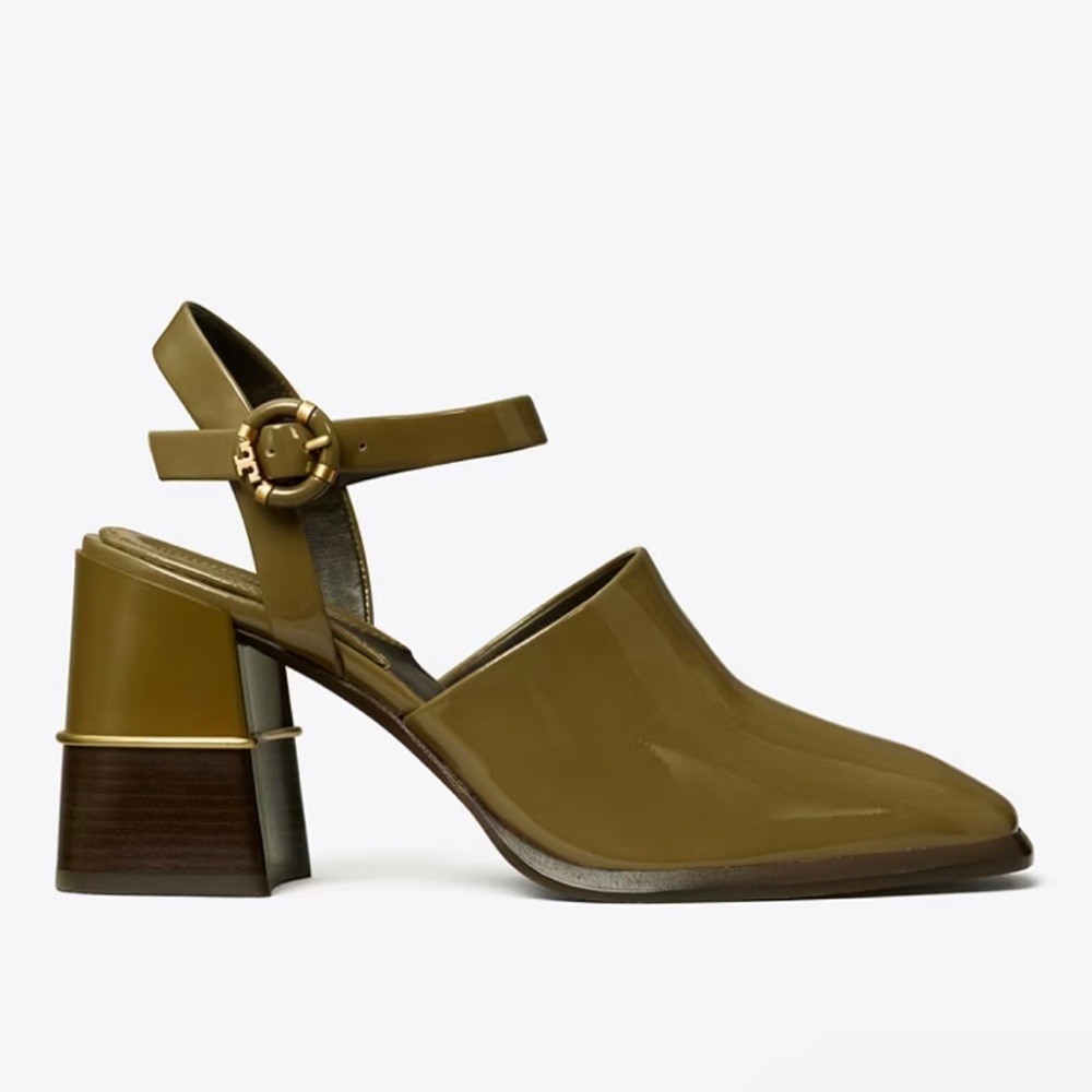 MULTI-LOGO MARY JANE PUMP